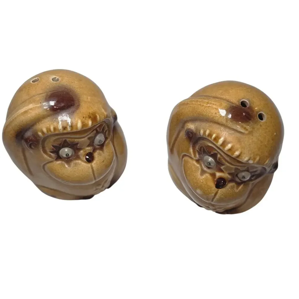 Vintage Googly Eye Gorilla Salt Pepper Shakers Japan MCM Kitsch Monkey Pair